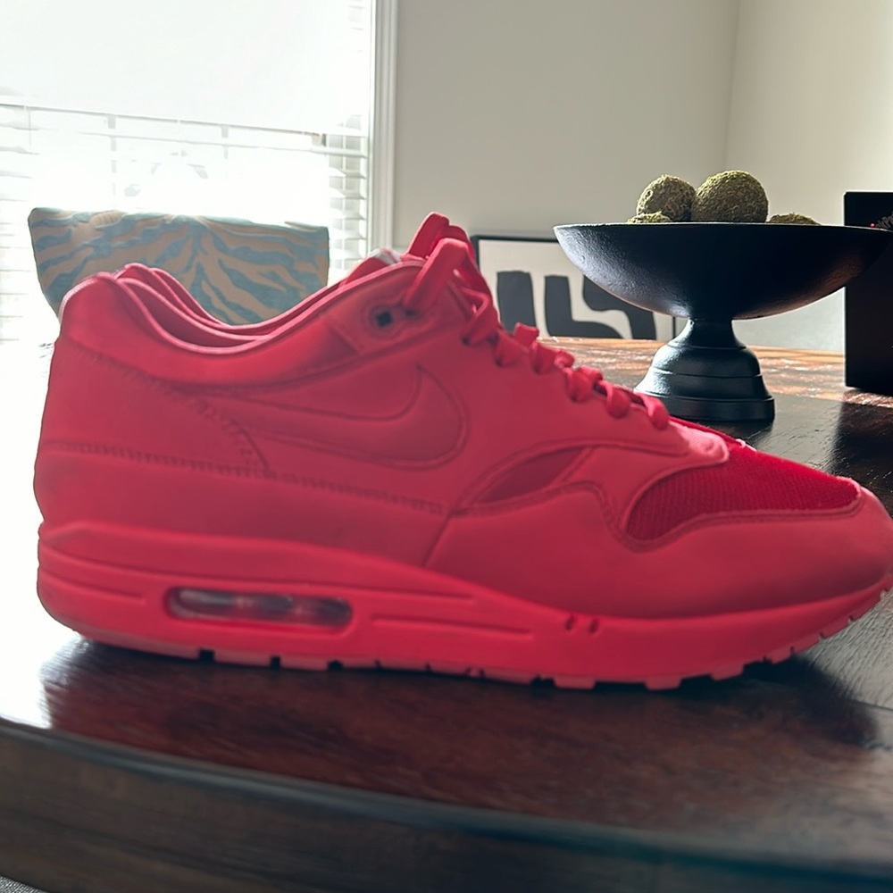 Air Max 90 University Red (Good Used Condition) - 11.5 Men’s
